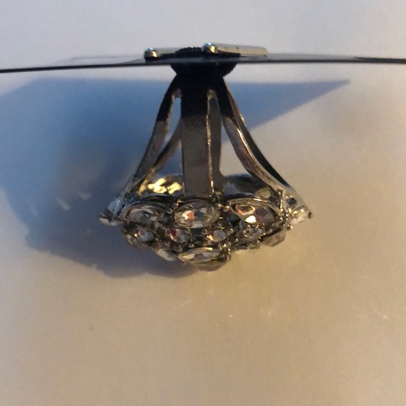 Rhinestone ring - Picture 2 of 3